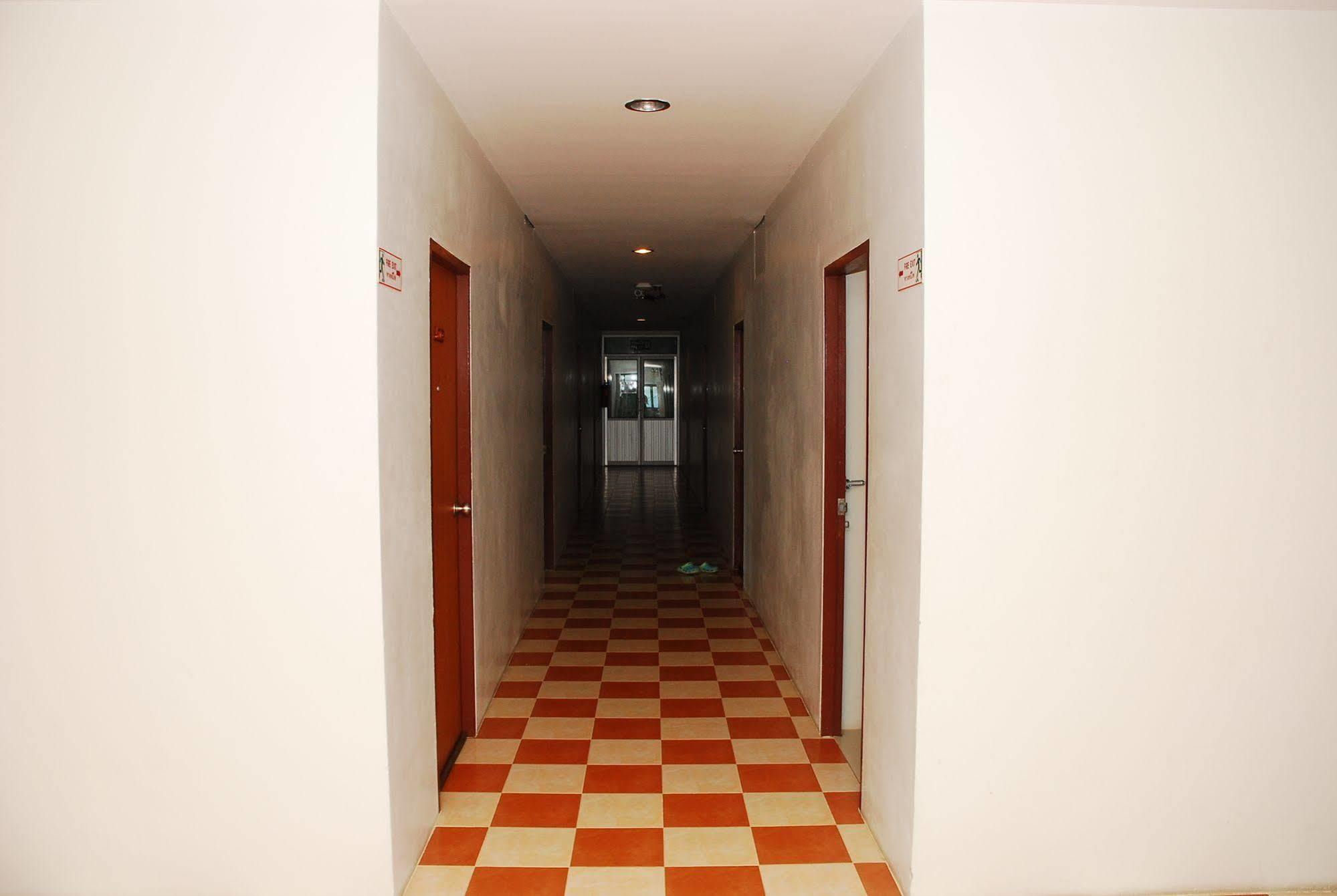 Prachuap Beach Hotel Prachuap Khiri Khan Extérieur photo